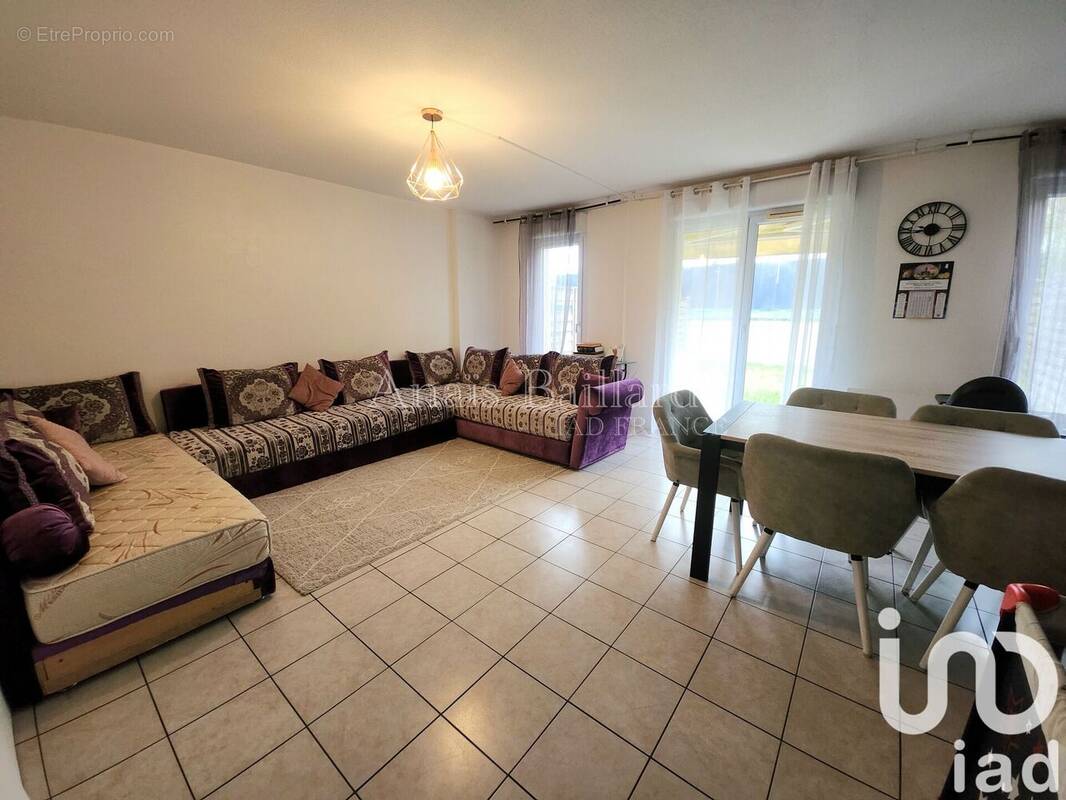 Photo 1 - Maison à MOISSY-CRAMAYEL