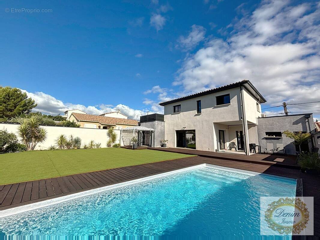 Maison à TAVEL