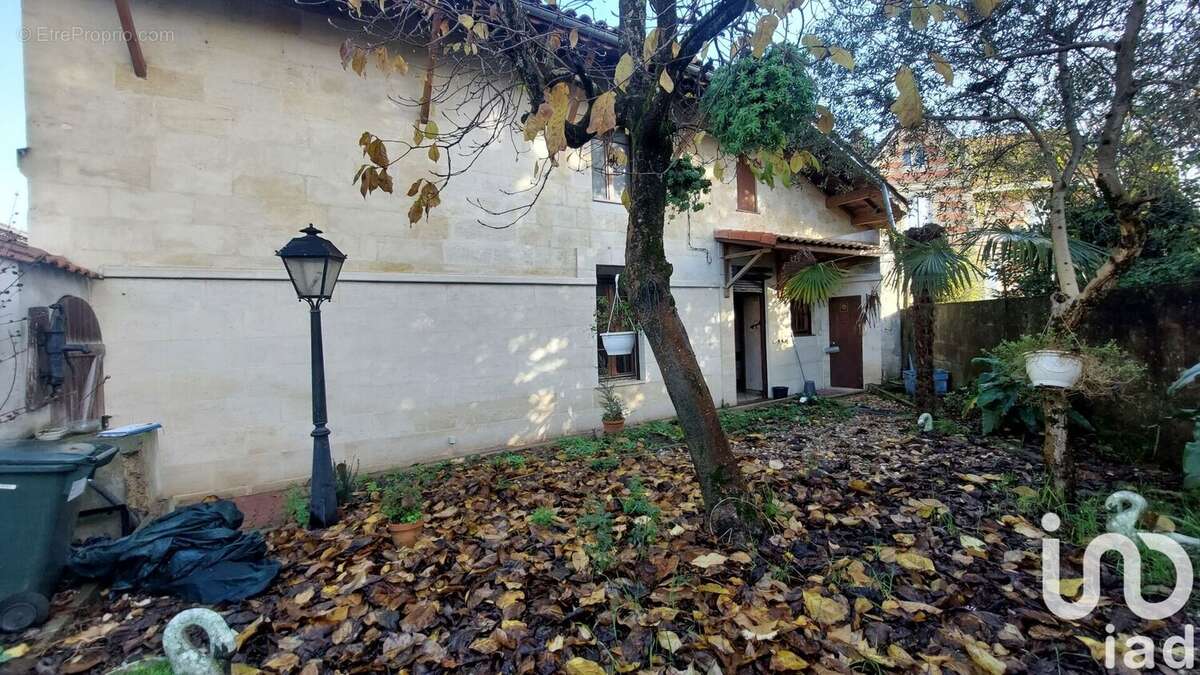 Photo 2 - Maison à CASTILLON-LA-BATAILLE