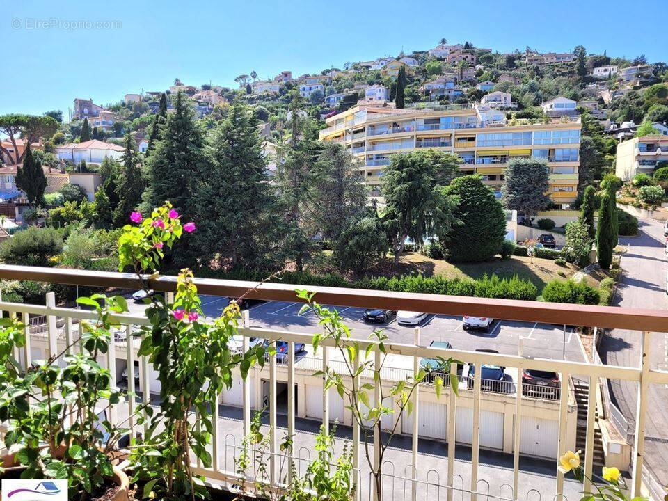 Appartement à MANDELIEU-LA-NAPOULE