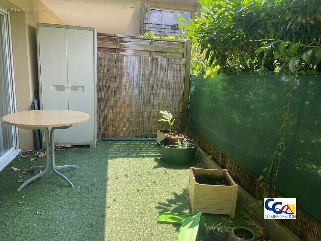 Appartement à COMBS-LA-VILLE
