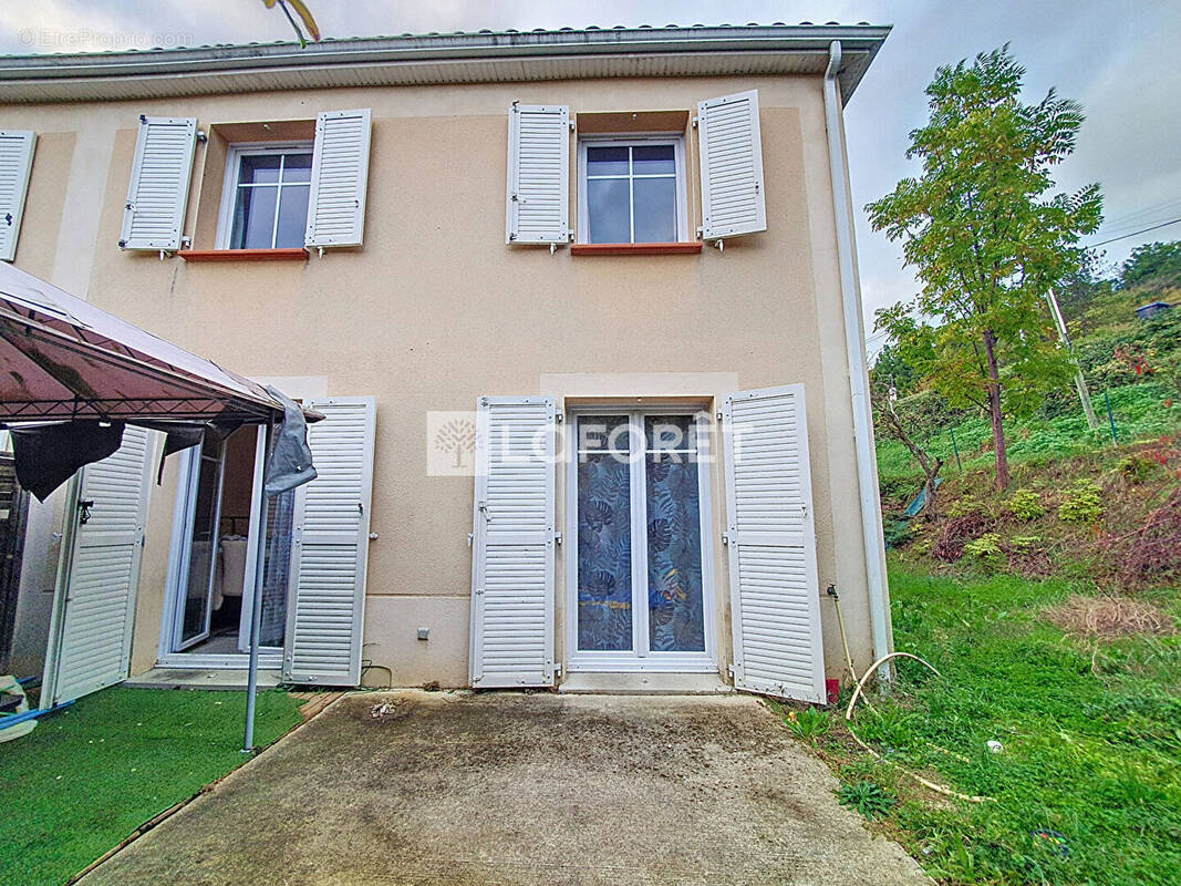 Maison à CORBARIEU