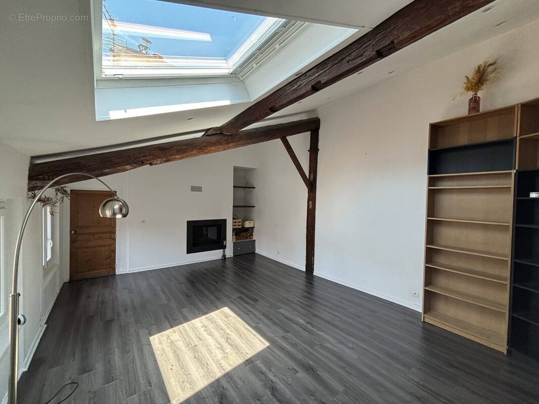 Appartement à SAINT-ETIENNE