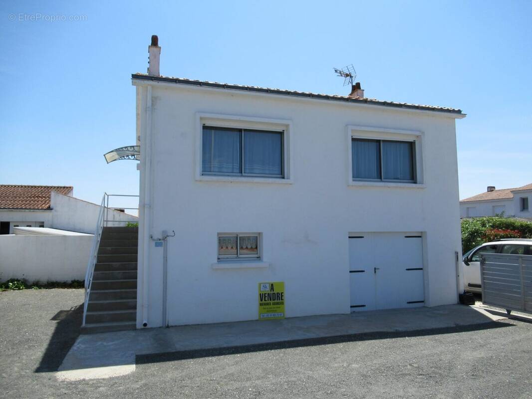 Maison à BOUIN