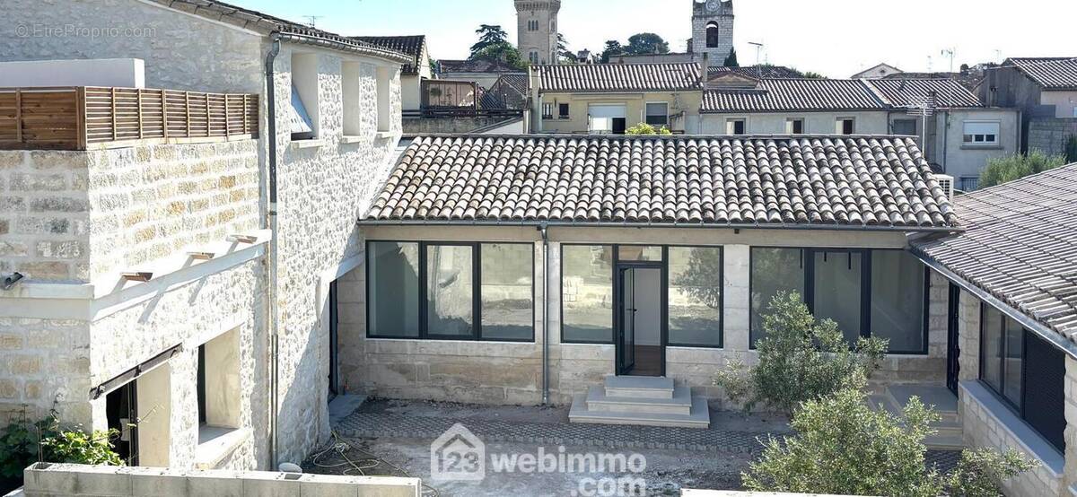 Maison à LUNEL-VIEL