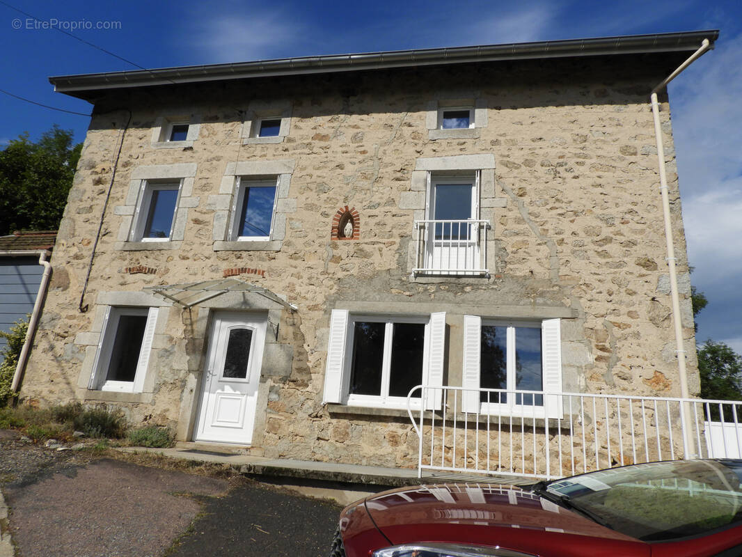 Maison à CHABRELOCHE