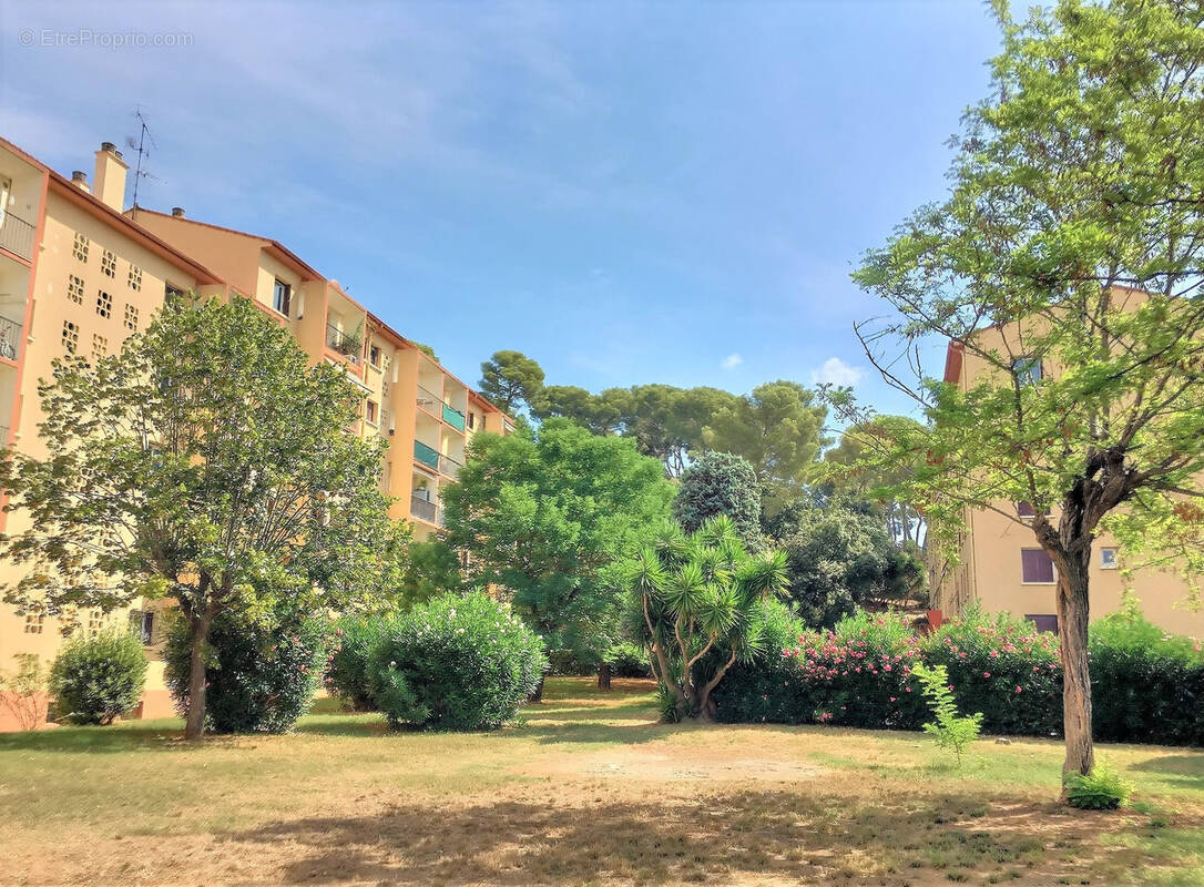 Appartement à LE CANNET