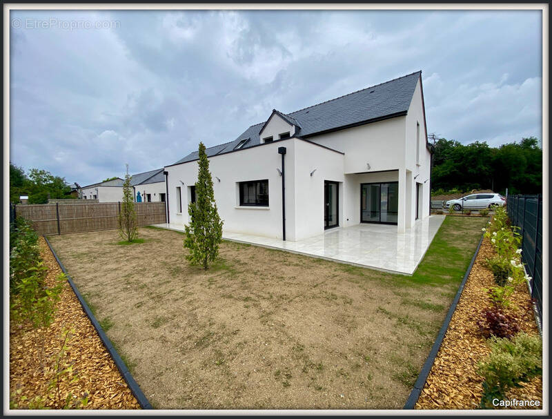Maison à SAINT-BARTHELEMY-D&#039;ANJOU