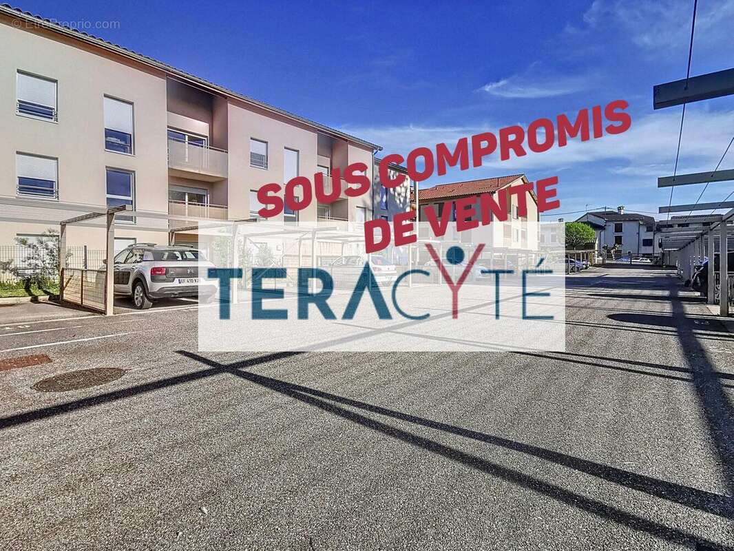 Appartement à PONCIN
