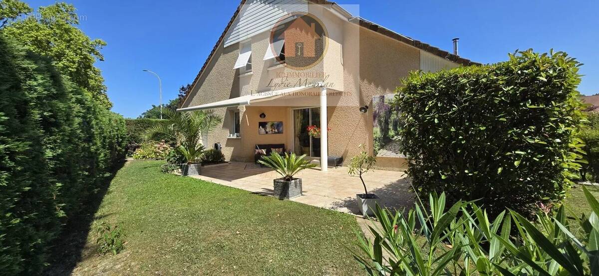 Maison à LONS