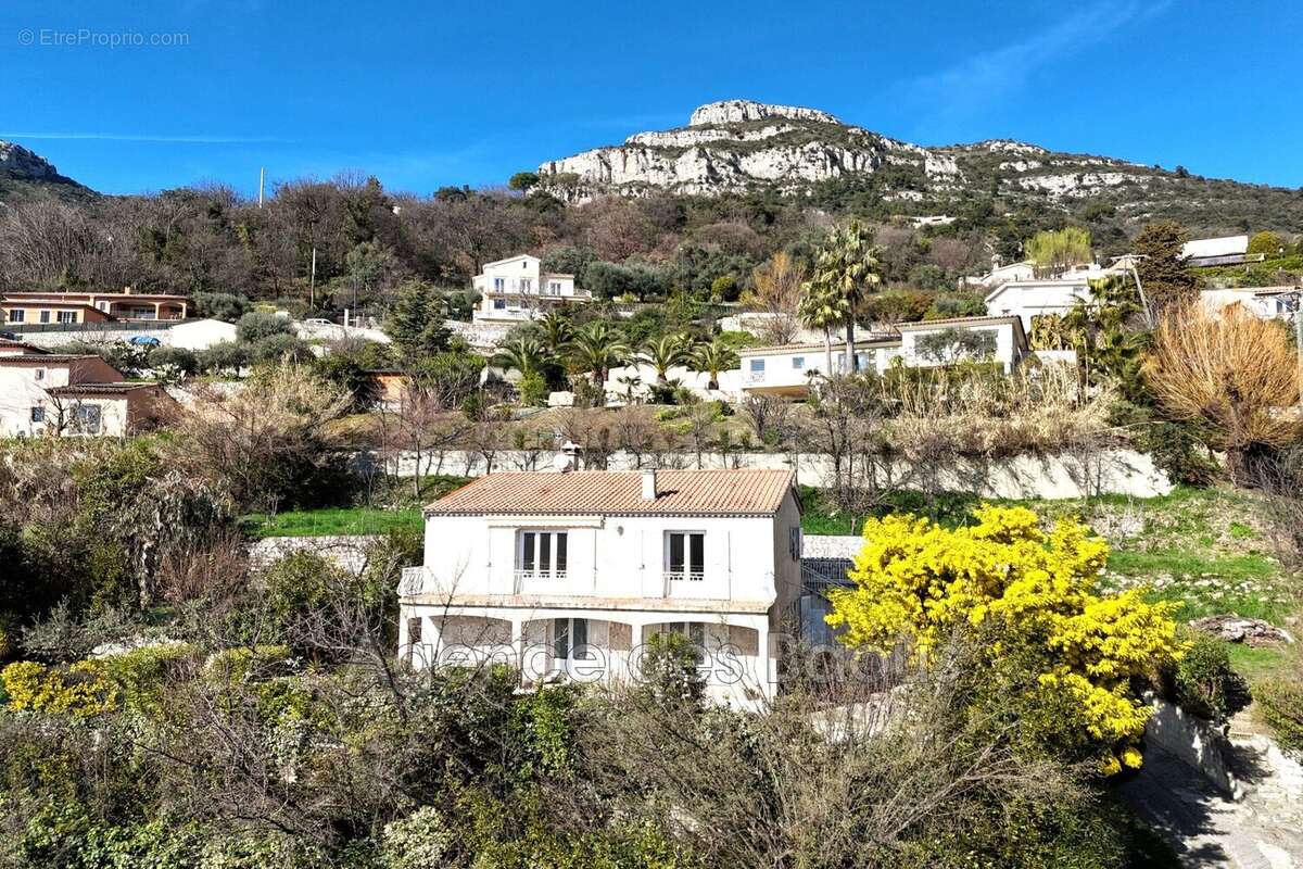 Maison à SAINT-JEANNET
