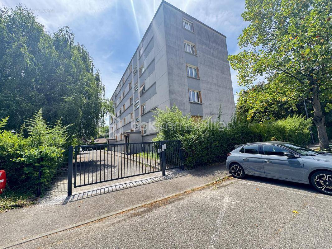 Appartement à SAINT-EGREVE