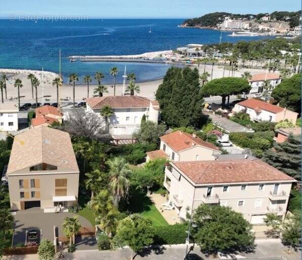 Appartement à SANARY-SUR-MER