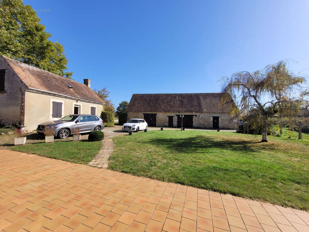 Maison à LA SUZE-SUR-SARTHE