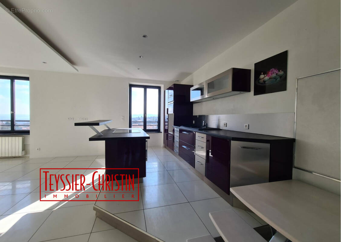 Appartement à MONTAGNY