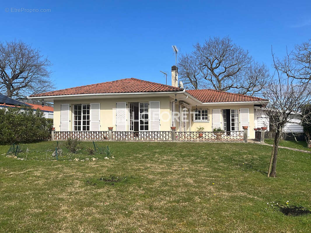 Maison à USTARITZ