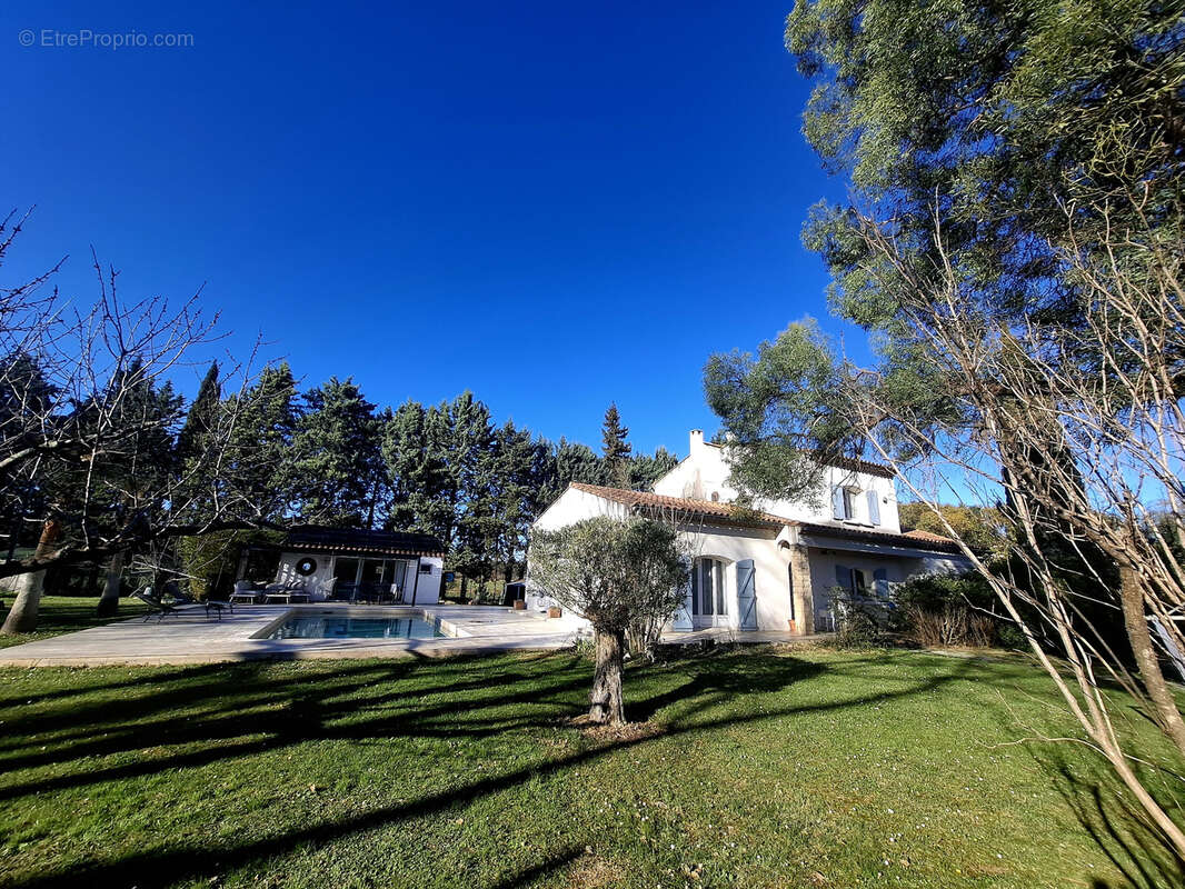 Maison à SAINTE-CROIX-DE-QUINTILLARGUES