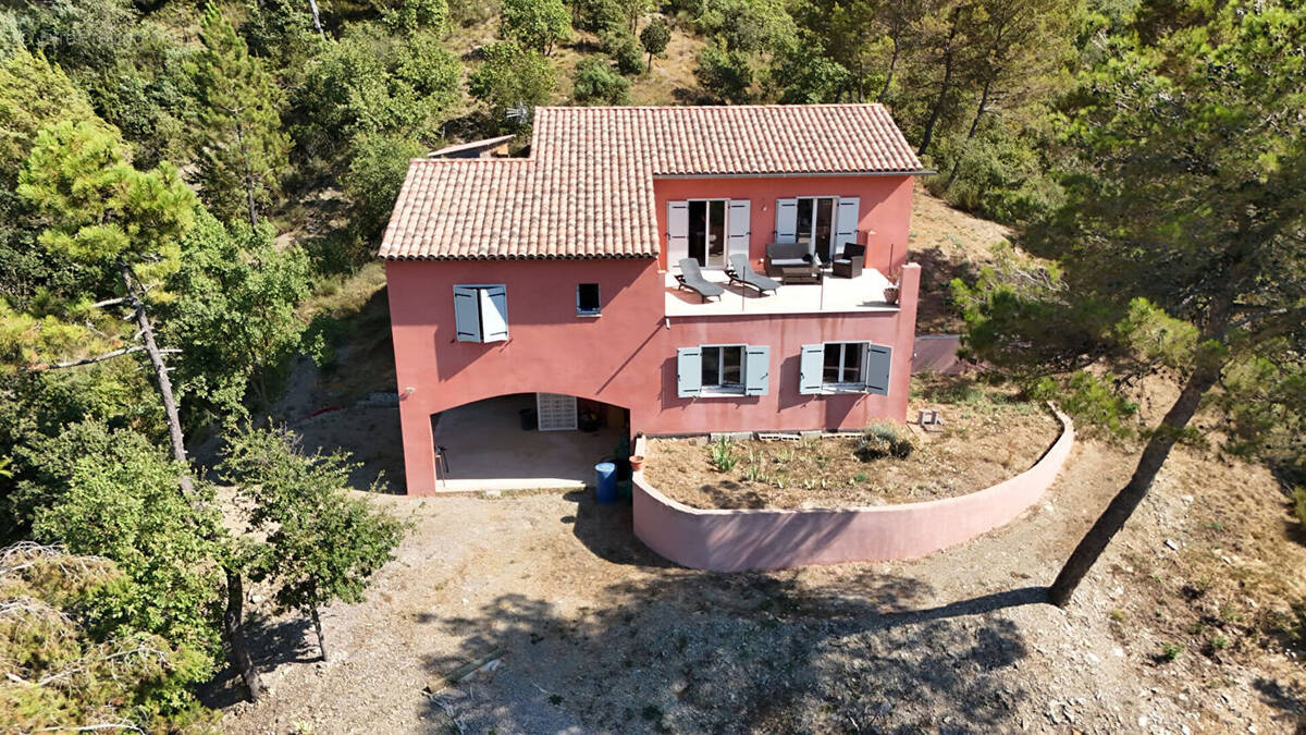 Maison à LEVENS