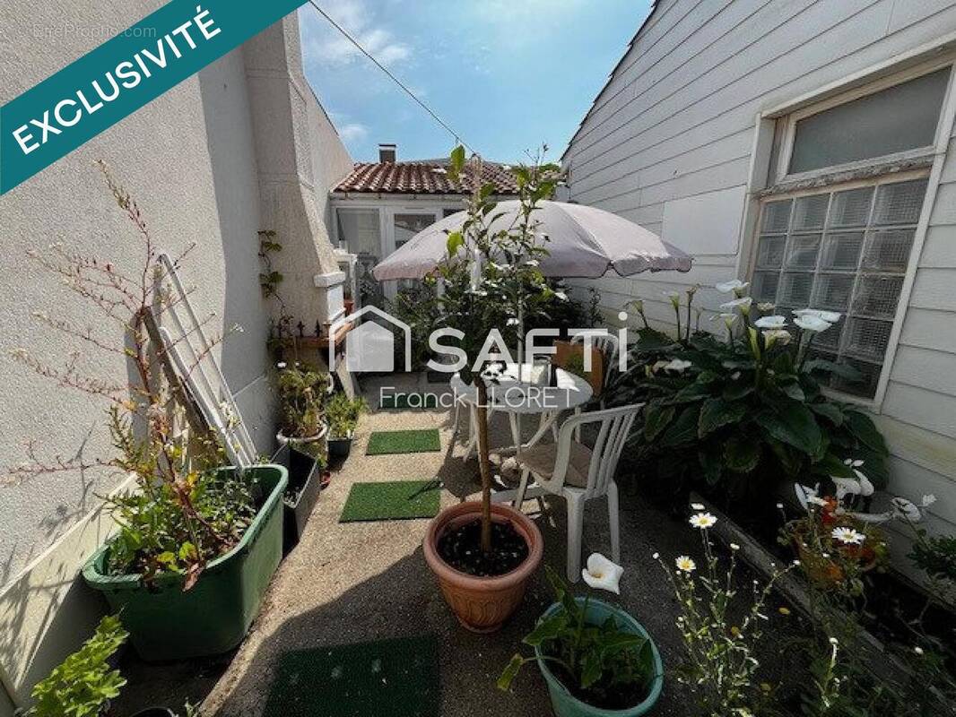 Photo 1 - Maison à VENDAYS-MONTALIVET