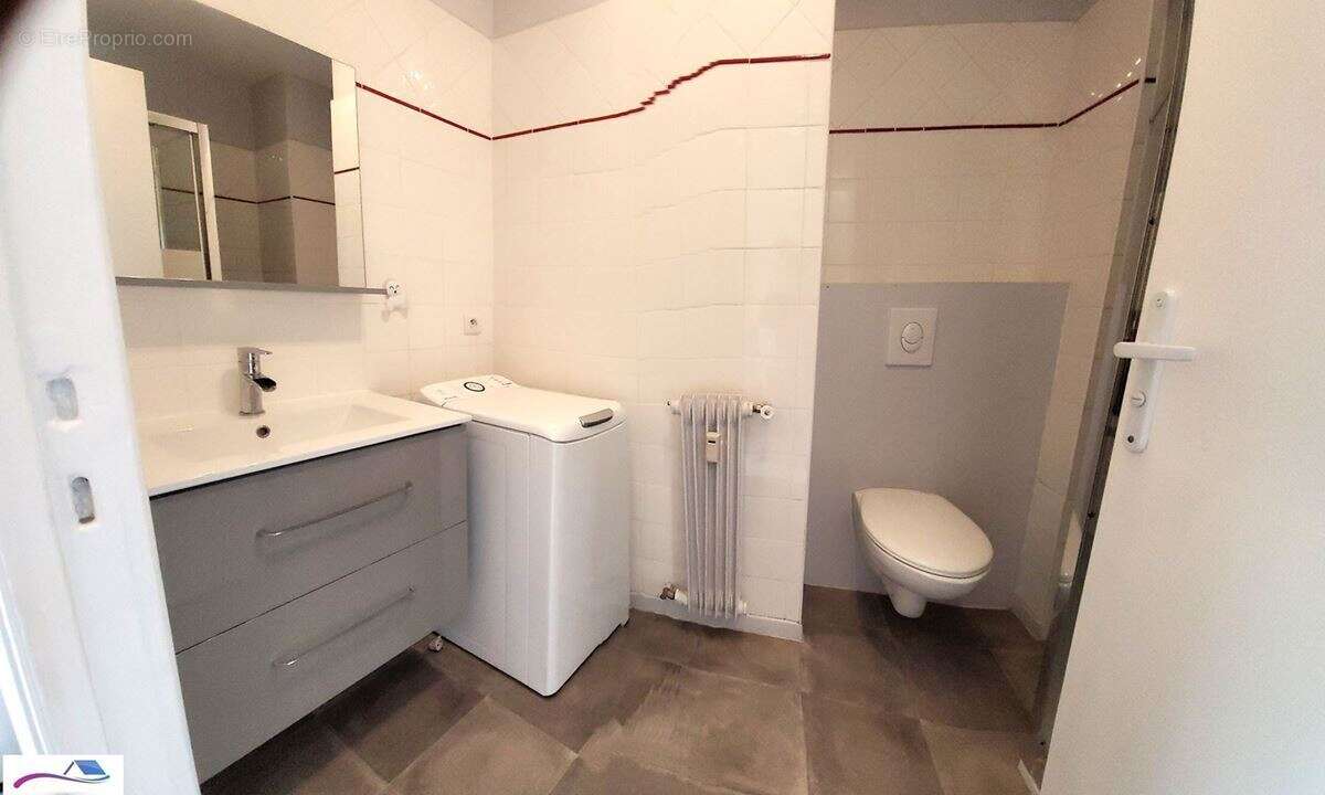 Appartement à MANDELIEU-LA-NAPOULE
