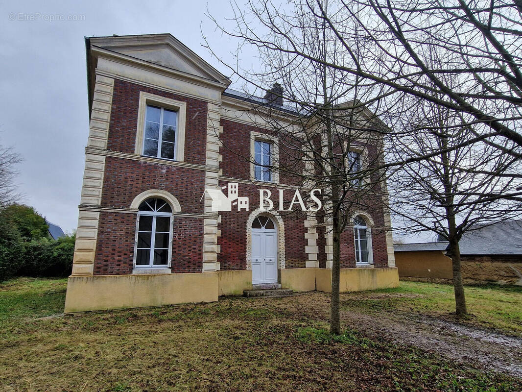Maison à LE NEUBOURG