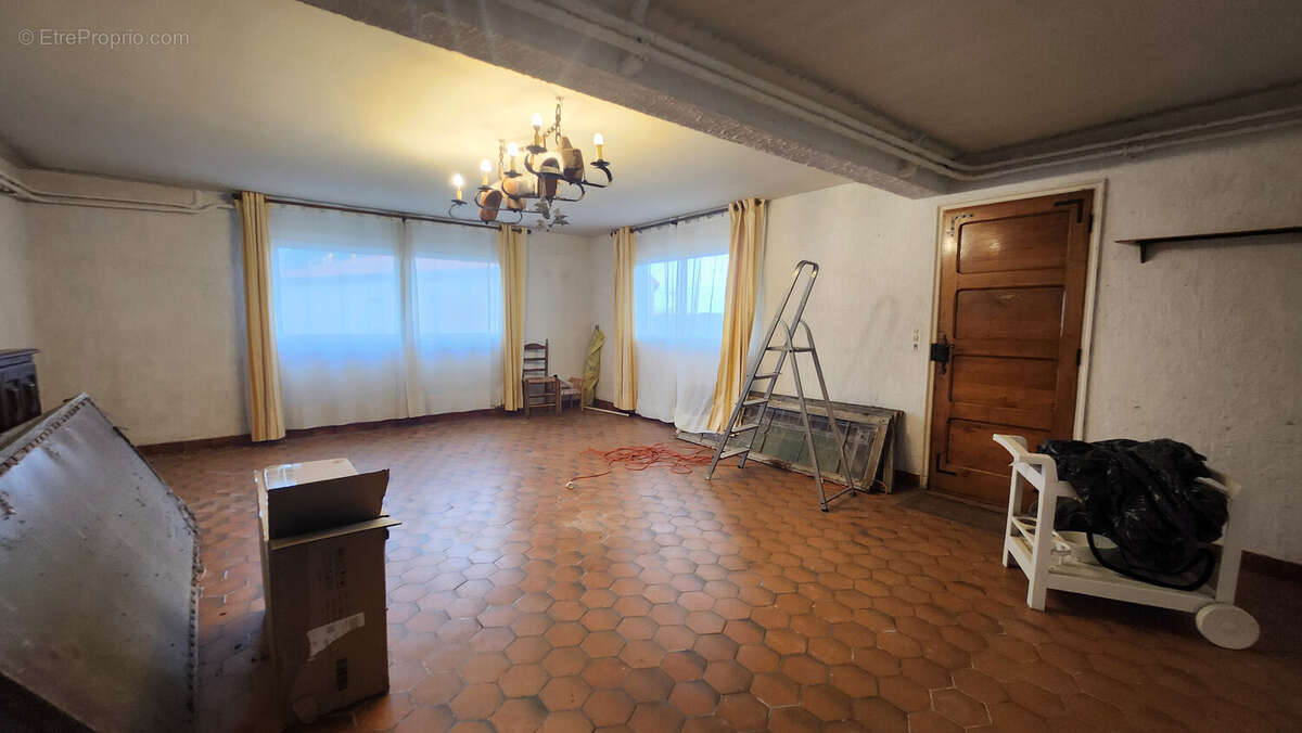 Maison à MONDONVILLE