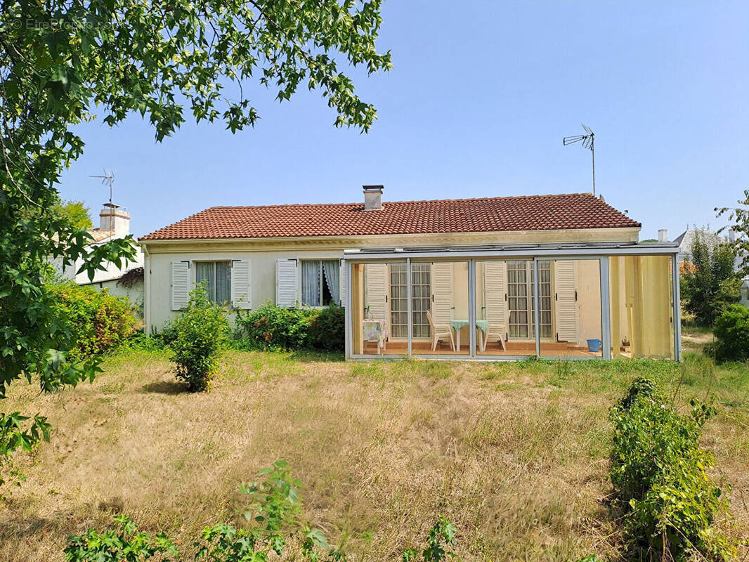 Maison à SAINT-CHRISTOPHE-DU-LIGNERON