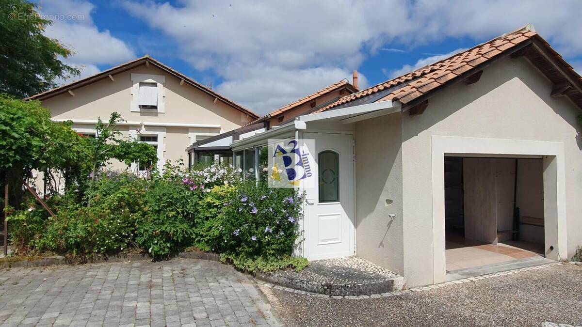 Maison à ANGOULEME