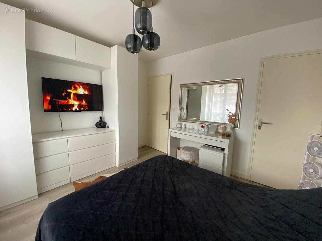Appartement à SAINT-CYR-SUR-LOIRE