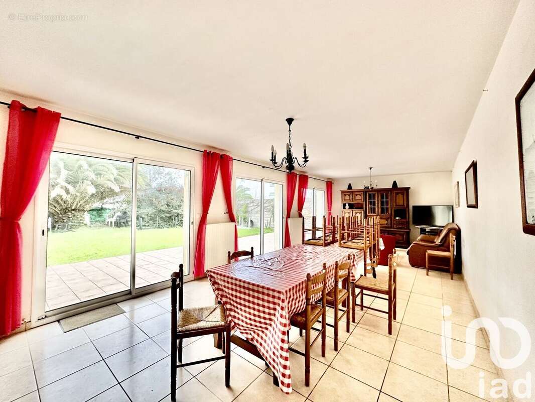 Photo 2 - Maison à GUILVINEC