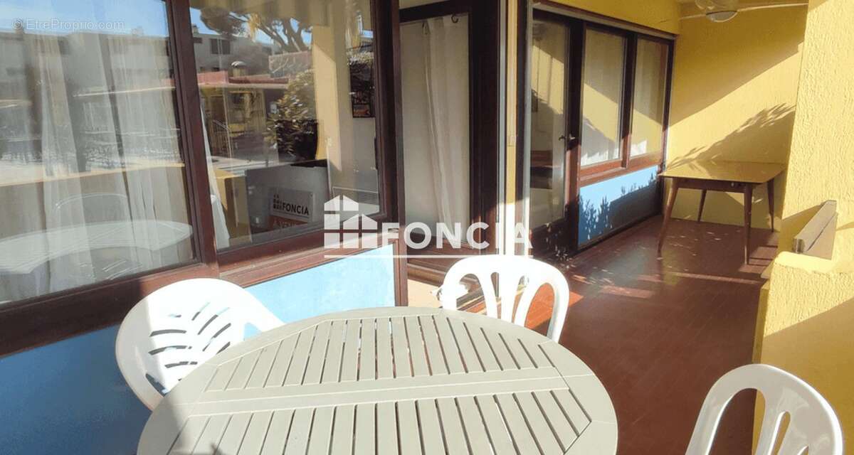 Appartement à BORMES-LES-MIMOSAS