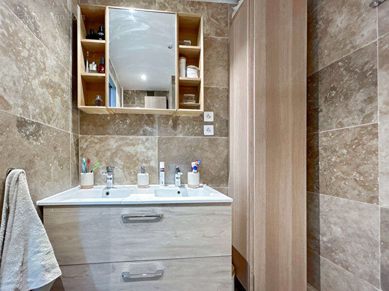 Appartement à MARSEILLE-13E