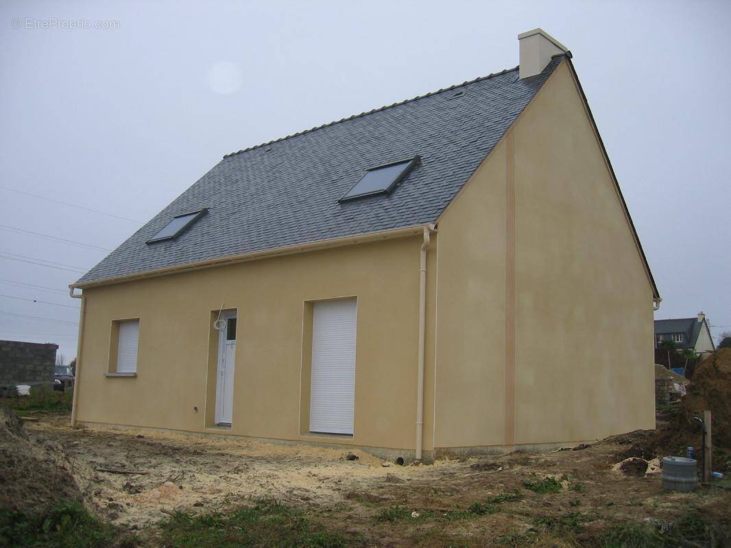 Maison à LANNILIS