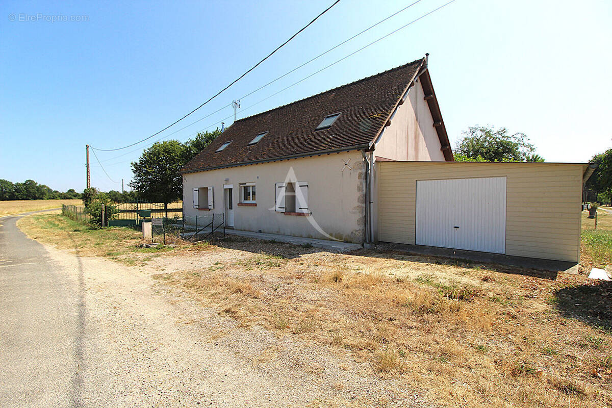 Maison à ONZAIN
