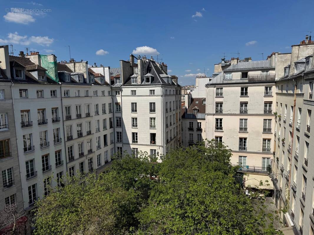Appartement à PARIS-4E