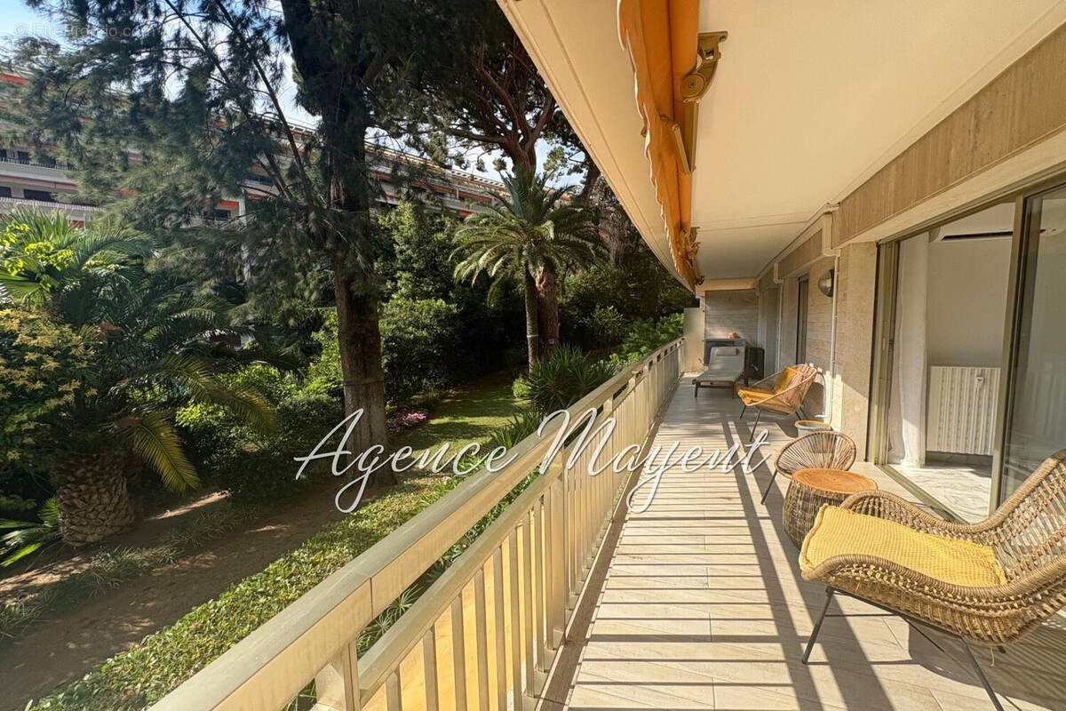Appartement à CANNES