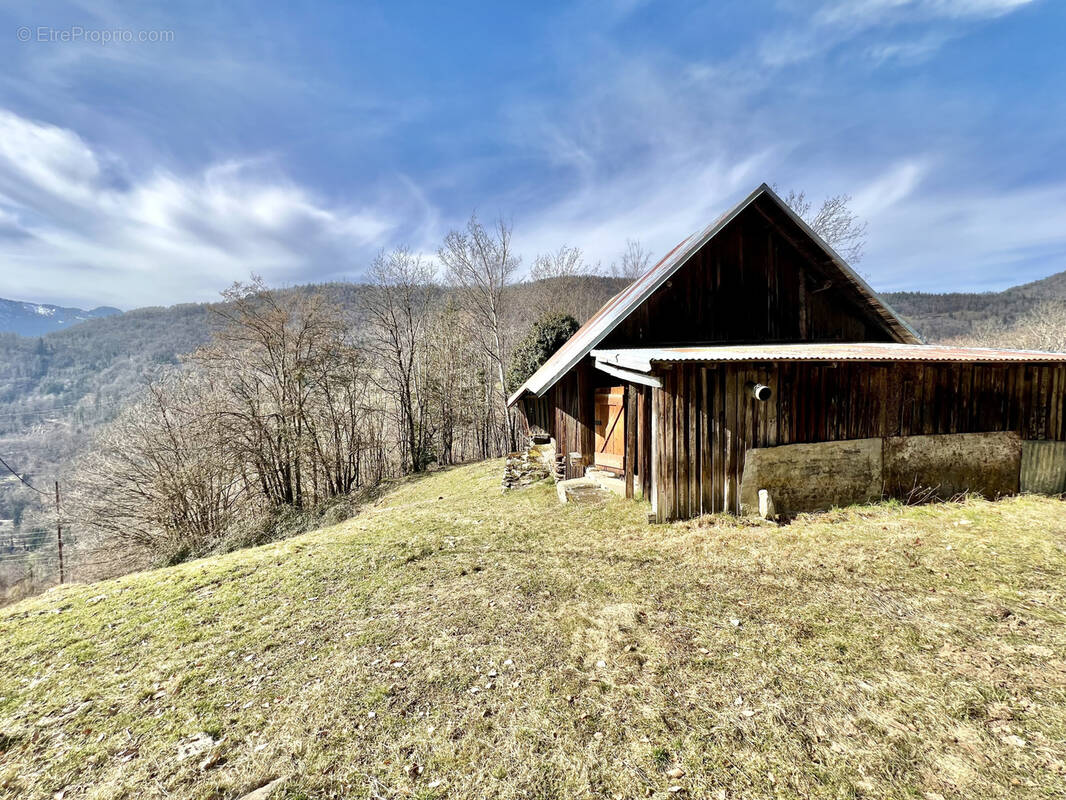 Maison à QUEIGE