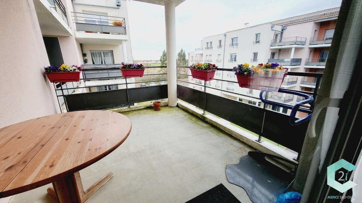 Appartement à CORNEBARRIEU