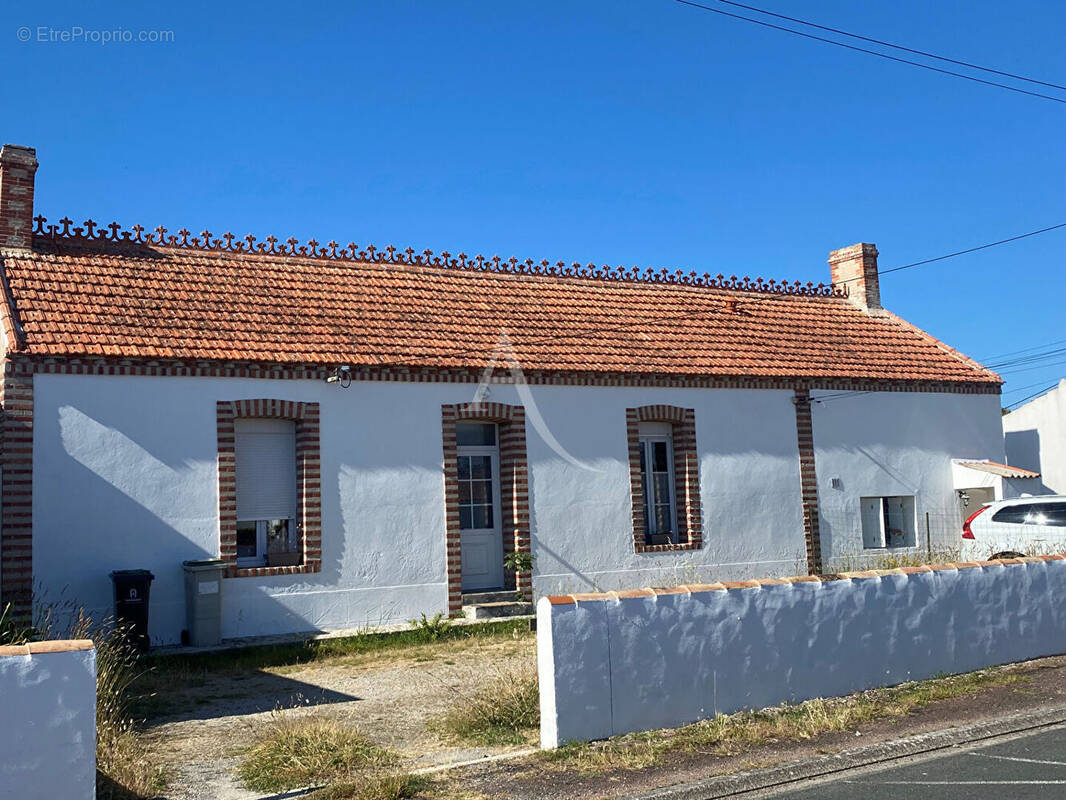 Maison à L&#039;EPINE