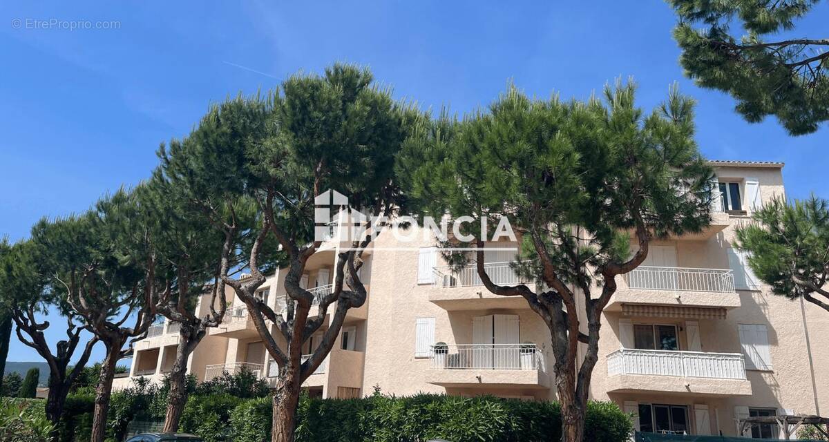 Appartement à SAINT-CYR-SUR-MER