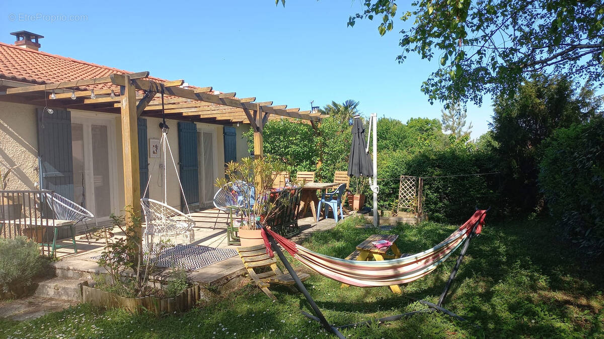 Maison à COMMUNAY
