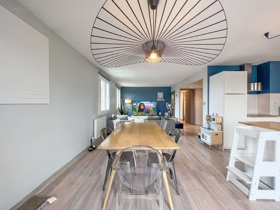 Appartement à SAINT-JULIEN-EN-GENEVOIS