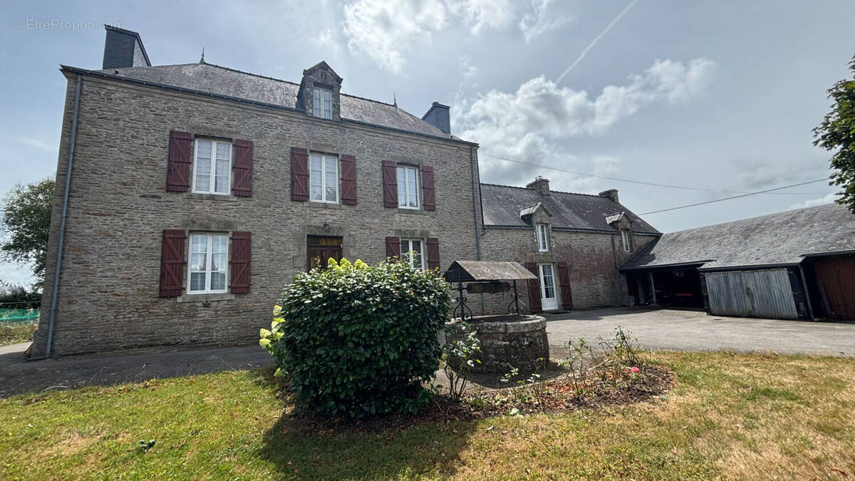 Maison à CRUGUEL