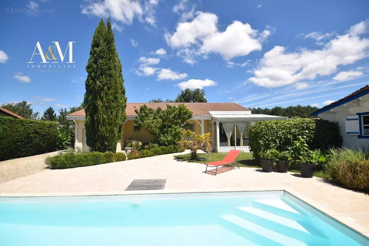 Maison à ARES