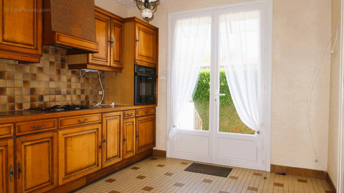 Maison à POUZAUGES