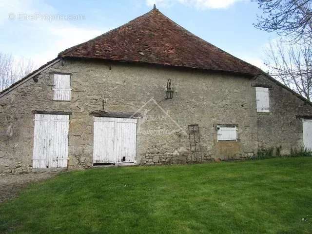 Maison à VARENNES-SUR-ALLIER