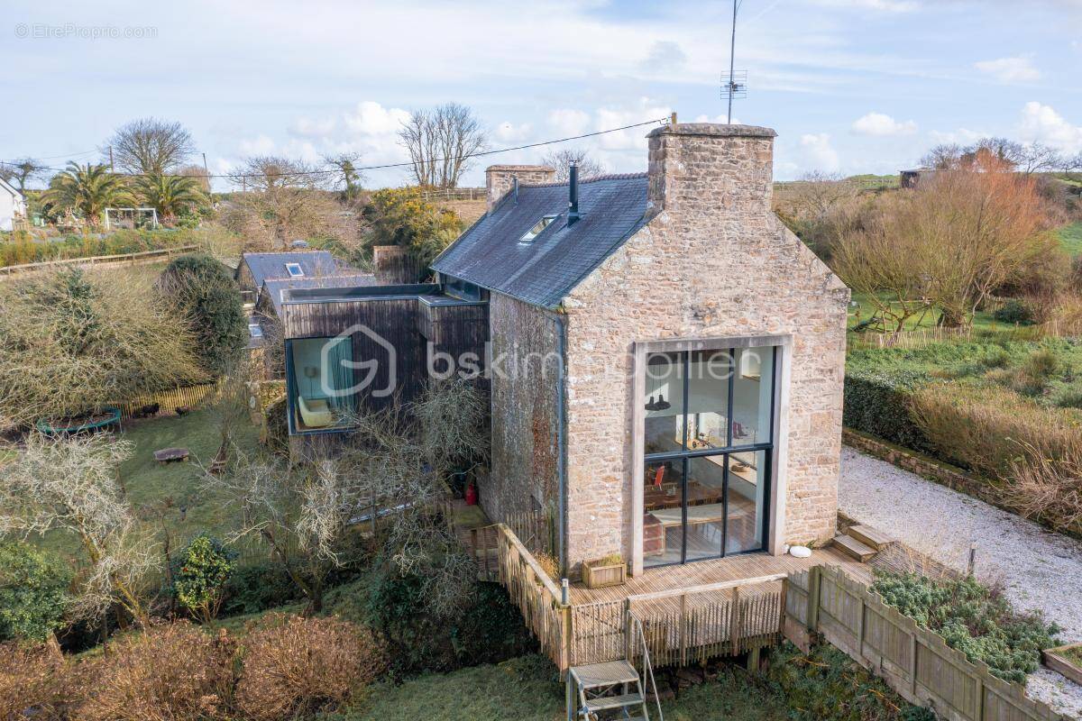 Maison à PLOUDALMEZEAU
