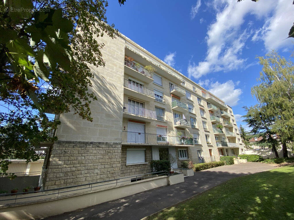 Appartement à MANTES-LA-JOLIE