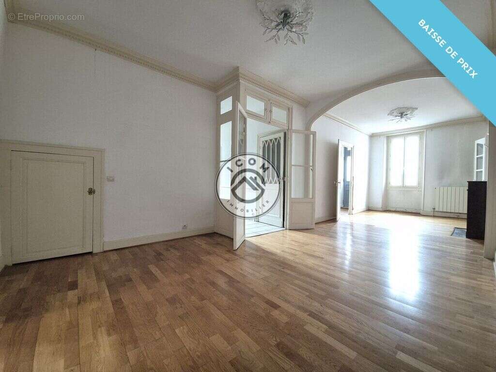 Maison à CAMPAGNE