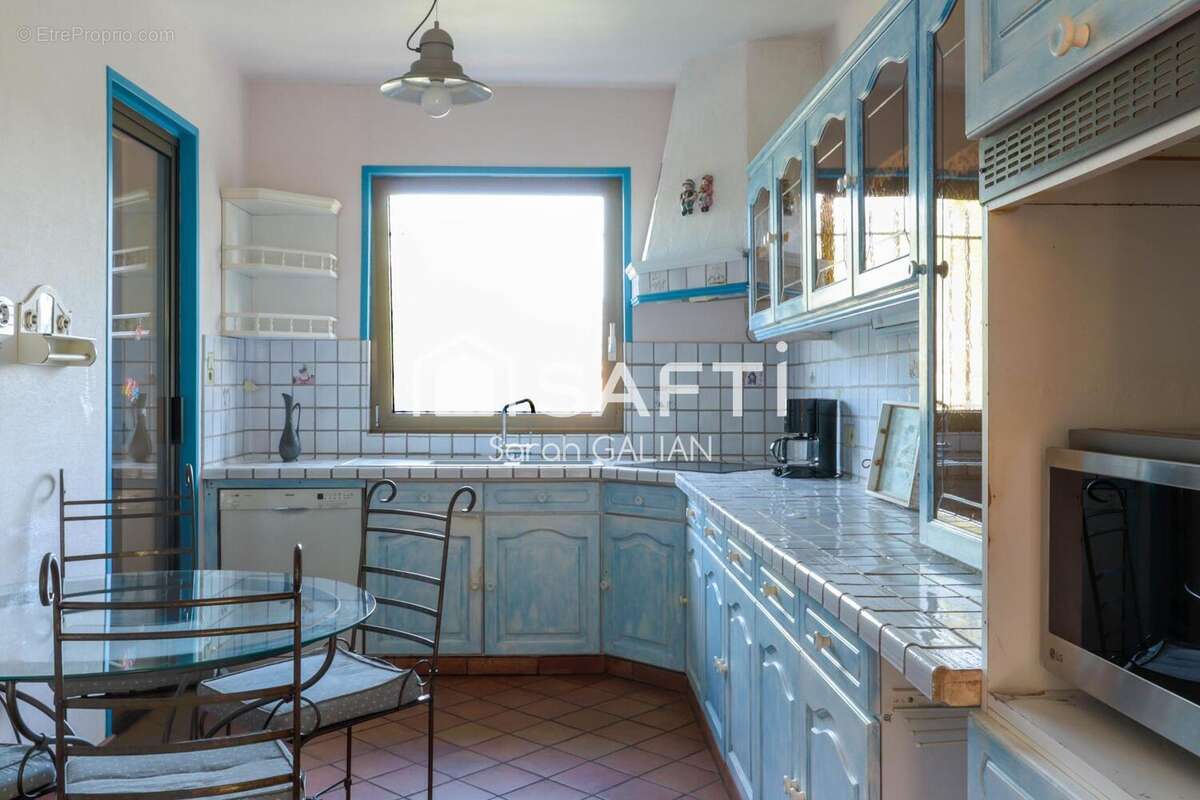 Photo 7 - Maison à ROQUEBRUNE-SUR-ARGENS